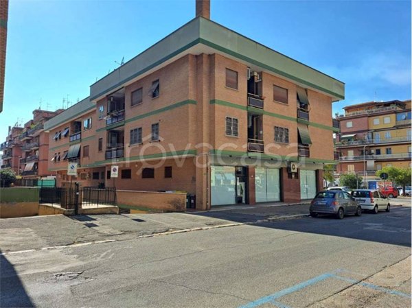 appartamento in vendita a Pomezia