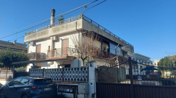 appartamento in vendita a Pomezia