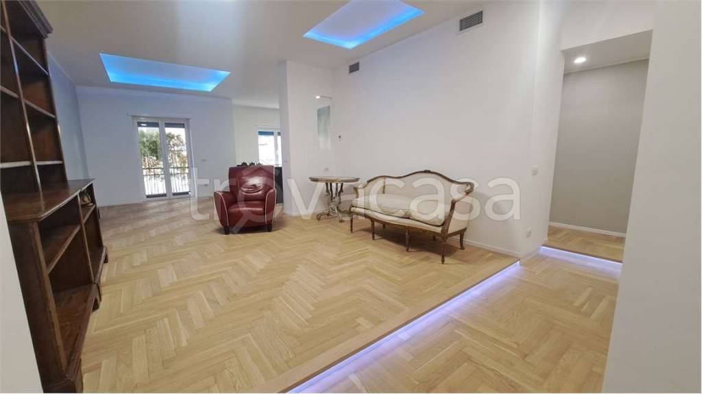 appartamento in vendita a Pomezia