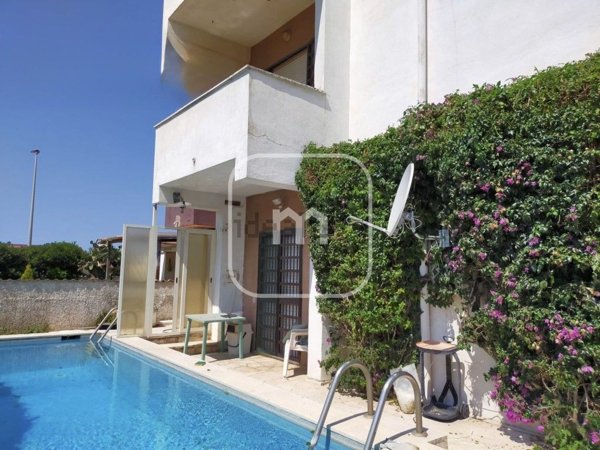 appartamento in vendita a Pomezia in zona Torvaianica