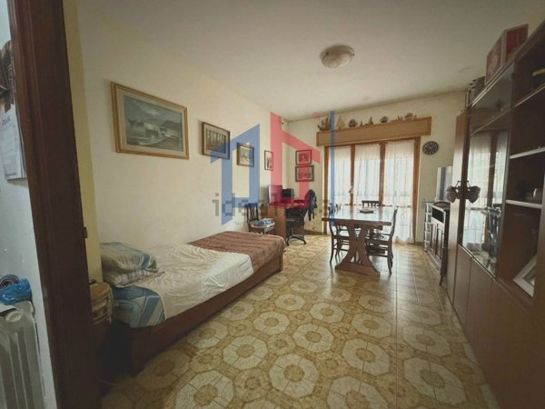 appartamento in vendita a Pomezia in zona Torvaianica