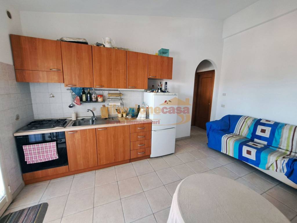 appartamento in vendita a Pomezia in zona Campo Selva