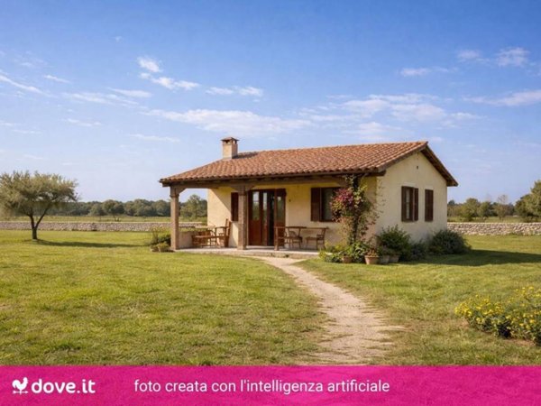 negozio in vendita a Pomezia in zona Castagnetta