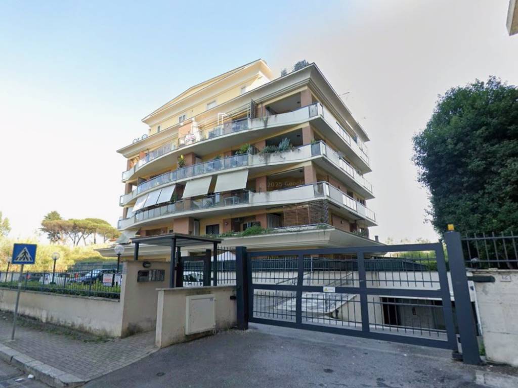 appartamento in vendita a Pomezia