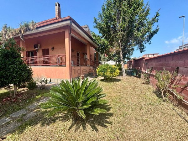 appartamento in vendita a Pomezia