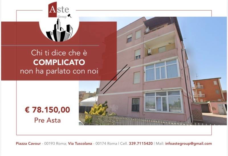 appartamento in vendita a Pomezia in zona Torvaianica