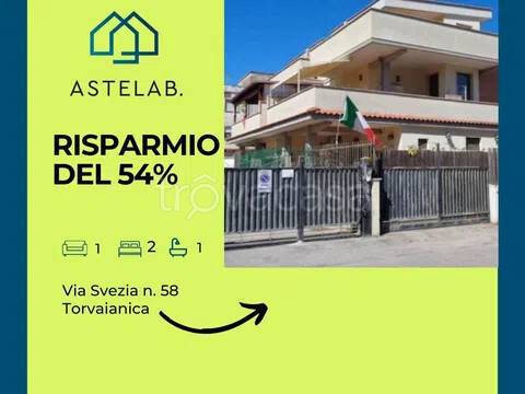 appartamento in vendita a Pomezia in zona Torvaianica