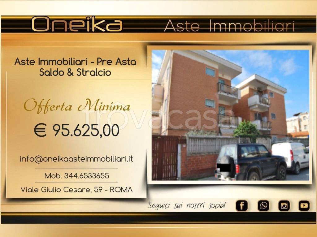 appartamento in vendita a Pomezia in zona Torvaianica