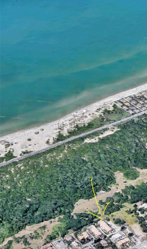 casa indipendente in vendita a Pomezia in zona Torvaianica