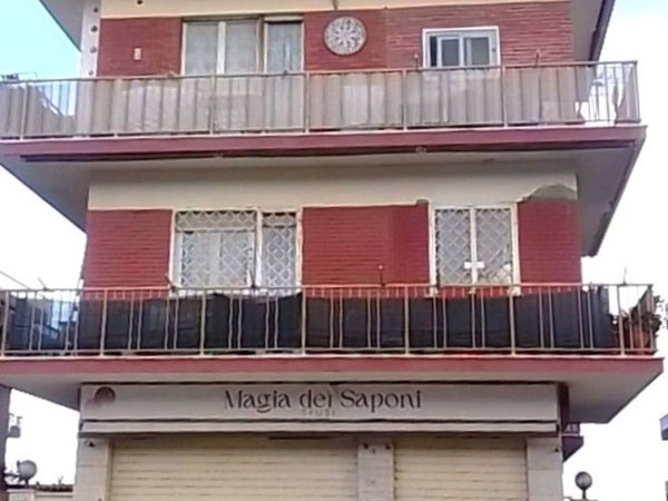 appartamento in vendita a Pomezia in zona Torvaianica