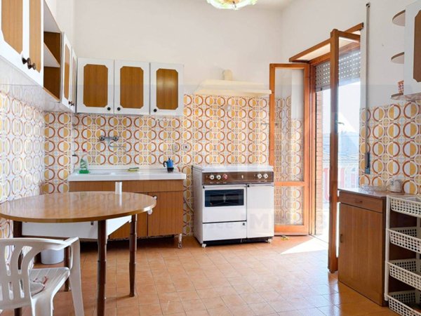 appartamento in vendita a Pomezia in zona Torvaianica