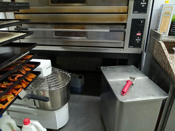 negozio in vendita a Pomezia