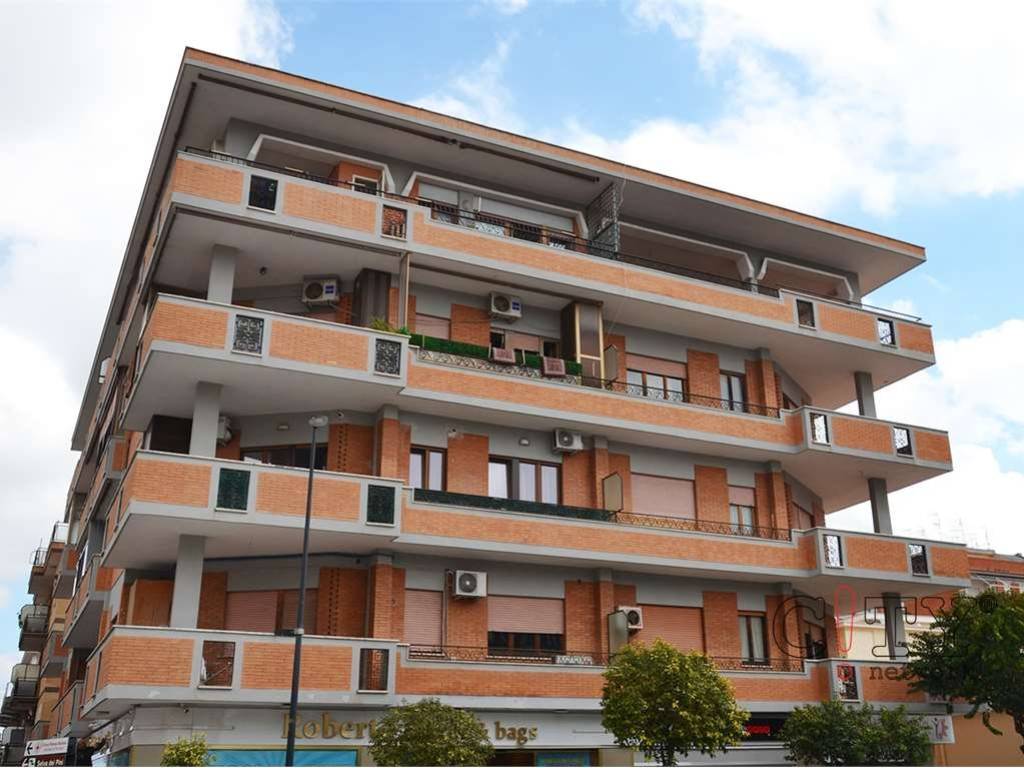 appartamento in vendita a Pomezia