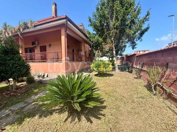 appartamento in vendita a Pomezia