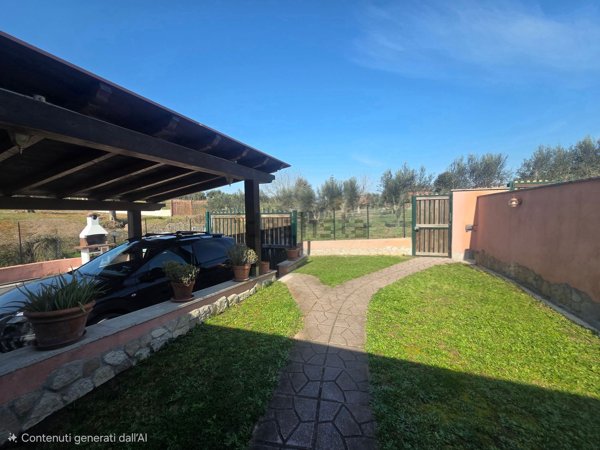 appartamento in vendita a Pomezia in zona Santa Procula