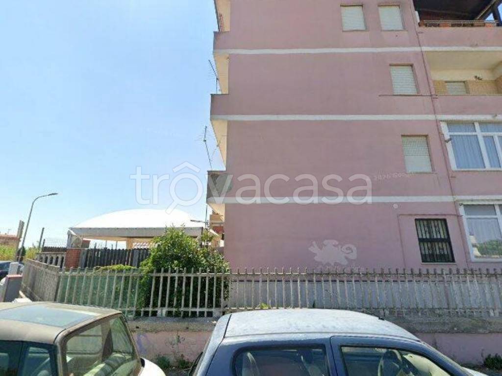 appartamento in vendita a Pomezia in zona Torvaianica