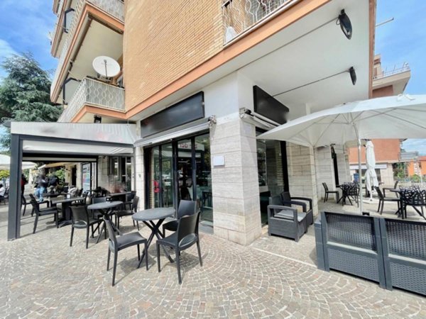 negozio in vendita a Pomezia
