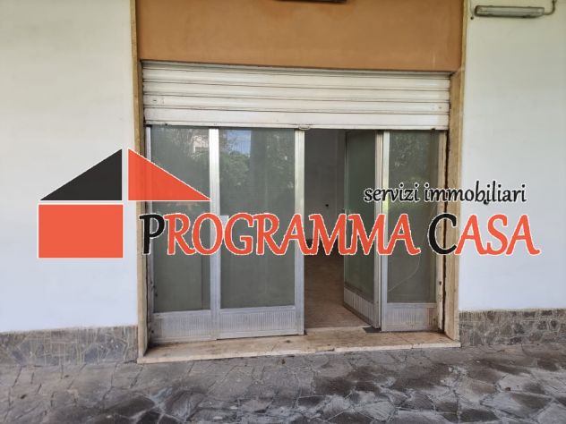 appartamento in vendita a Pomezia in zona Castagnetta