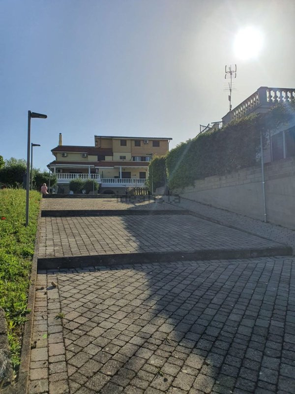 appartamento in vendita a Pomezia in zona Santa Procula