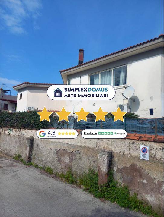 appartamento in vendita a Pomezia in zona Torvaianica