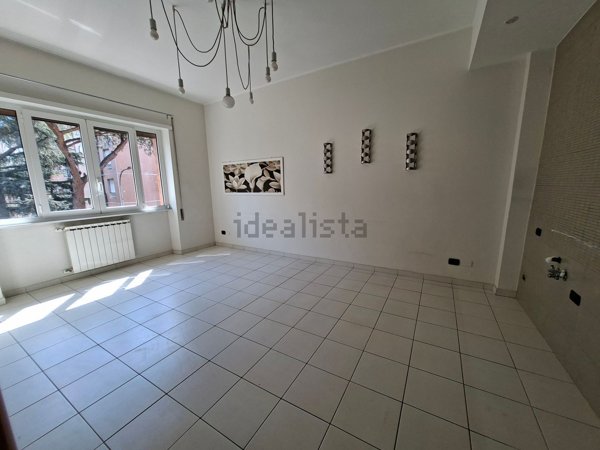 appartamento in vendita a Pomezia