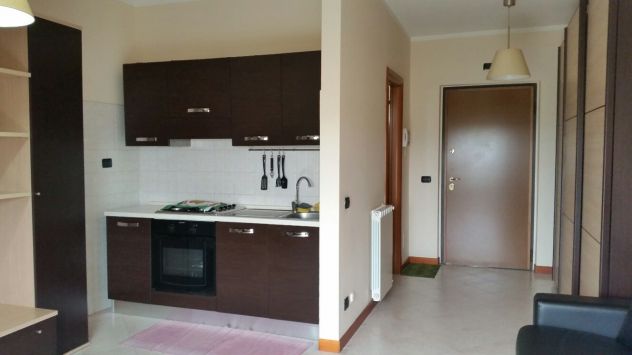 appartamento in vendita a Pomezia in zona Castagnetta