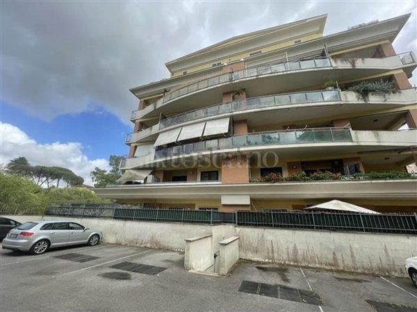 appartamento in vendita a Pomezia
