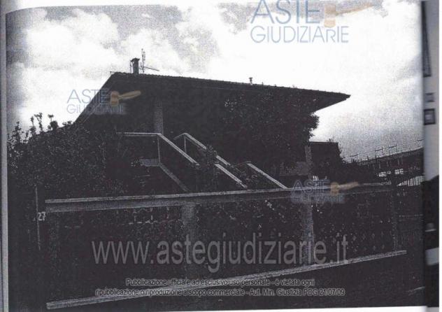 appartamento in vendita a Pomezia in zona Torvaianica