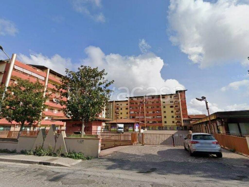 negozio in vendita a Pomezia