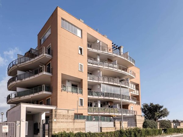 appartamento in vendita a Pomezia in zona Viceré