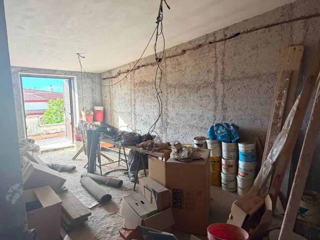 casa indipendente in vendita a Pomezia in zona Campo Selva
