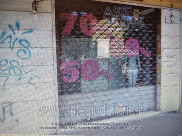negozio in vendita a Pomezia
