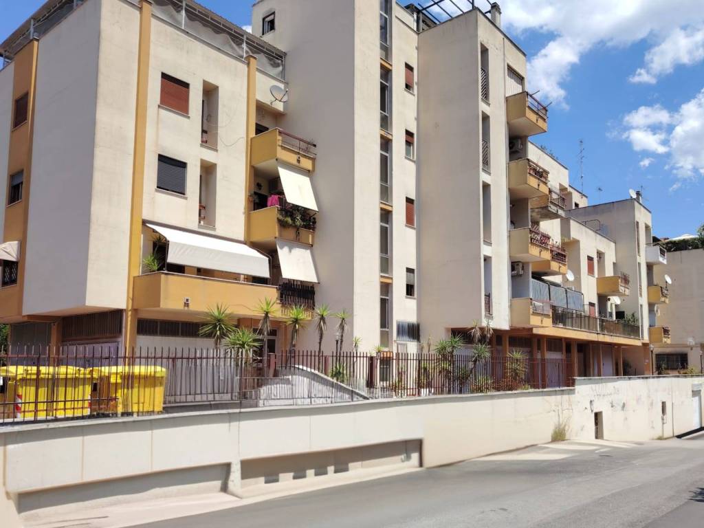 appartamento in vendita a Pomezia