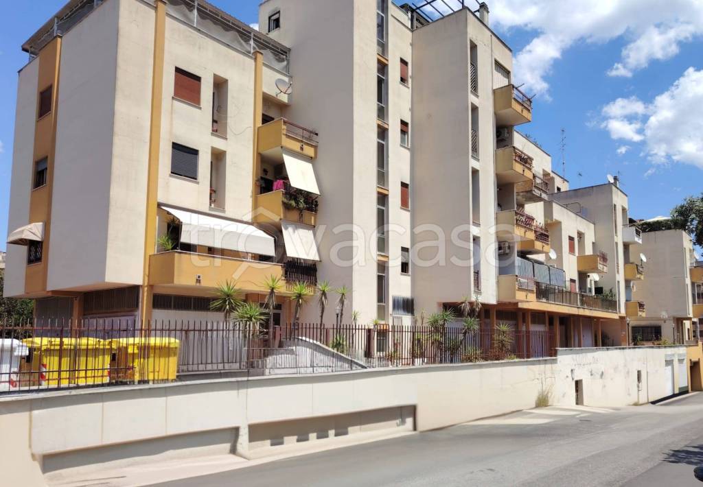 appartamento in vendita a Pomezia