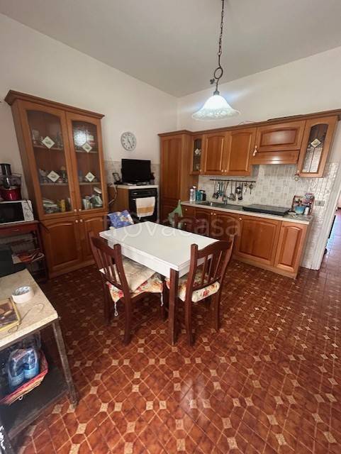 appartamento in vendita a Pomezia in zona Torvaianica