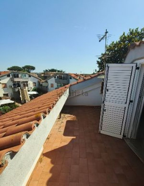 appartamento in vendita a Pomezia