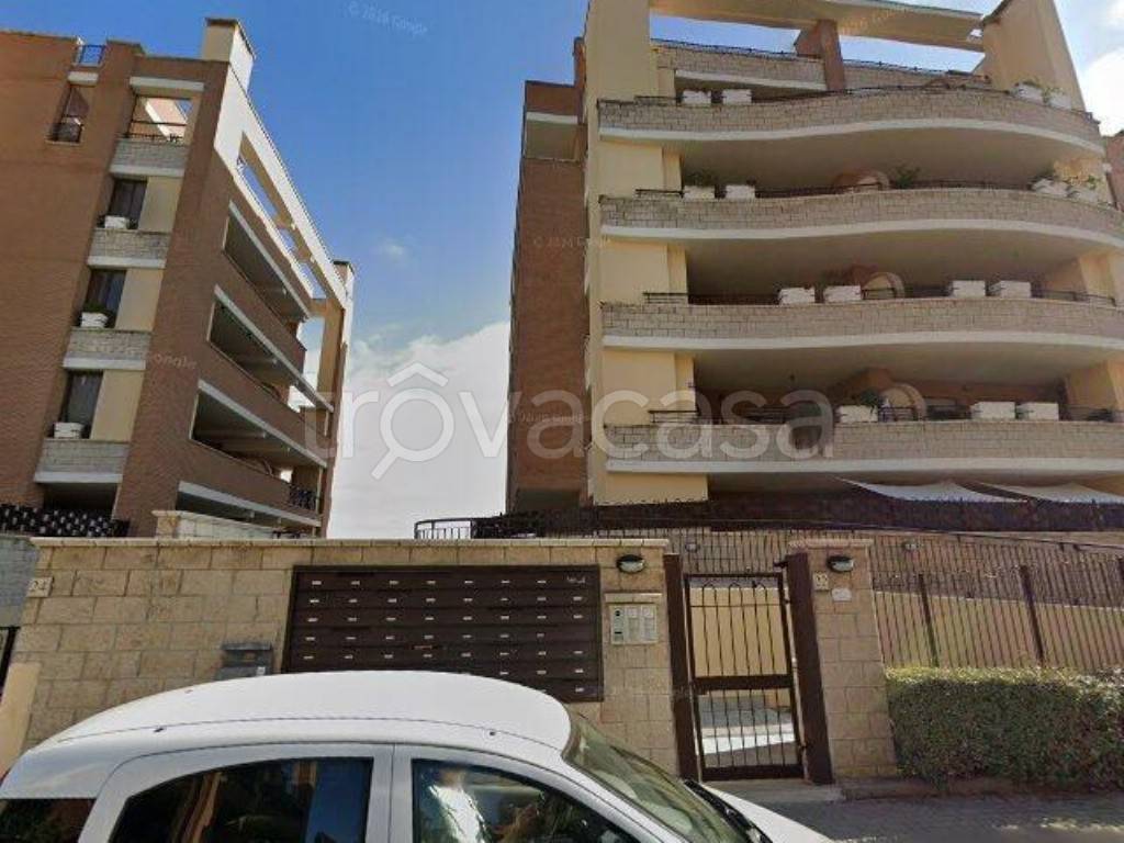 appartamento in vendita a Pomezia