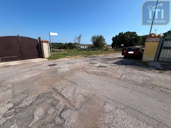 casa indipendente in vendita a Pomezia in zona Campo Jemini