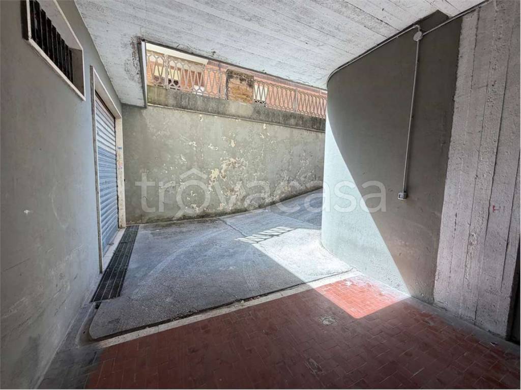 appartamento in vendita a Pomezia in zona Torvaianica