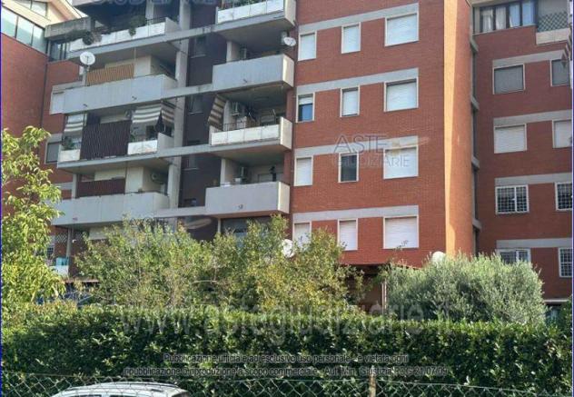 appartamento in vendita a Pomezia in zona Santa Palomba