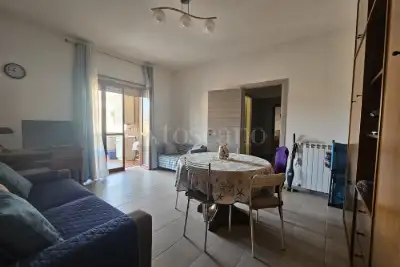appartamento in vendita a Pomezia in zona Torvaianica