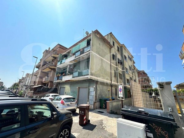 appartamento in vendita a Pomezia in zona Torvaianica