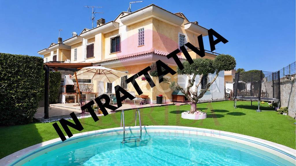 casa indipendente in vendita a Pomezia in zona Campo Jemini