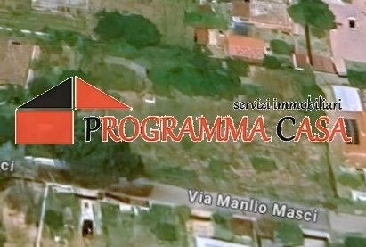 terreno in vendita a Pomezia in zona Pratica di Mare
