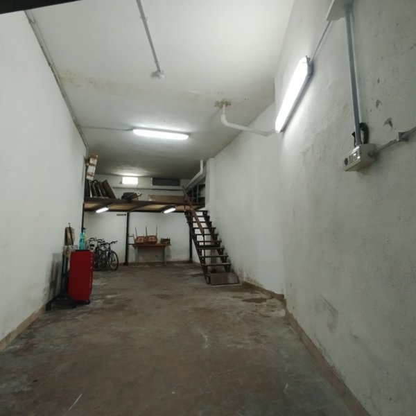 box auto in vendita a Pomezia