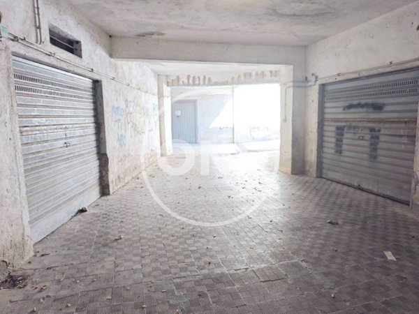 box auto in vendita a Pomezia in zona Torvaianica