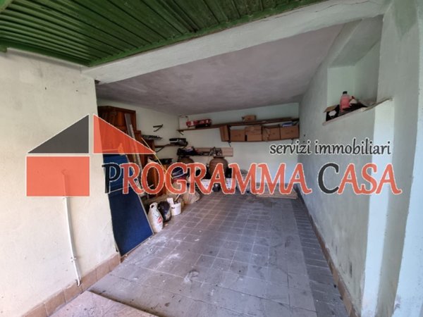 box auto in vendita a Pomezia in zona Torvaianica