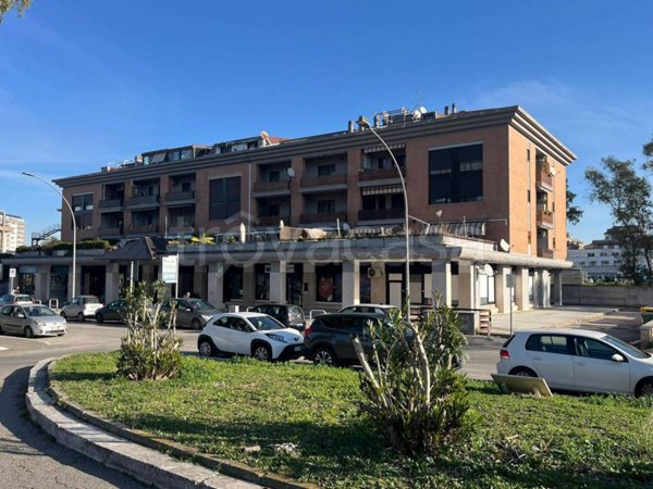 box auto in vendita a Pomezia