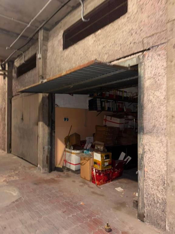 box auto in vendita a Pomezia