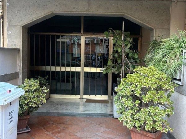 intera palazzina in vendita a Pomezia in zona Torvaianica